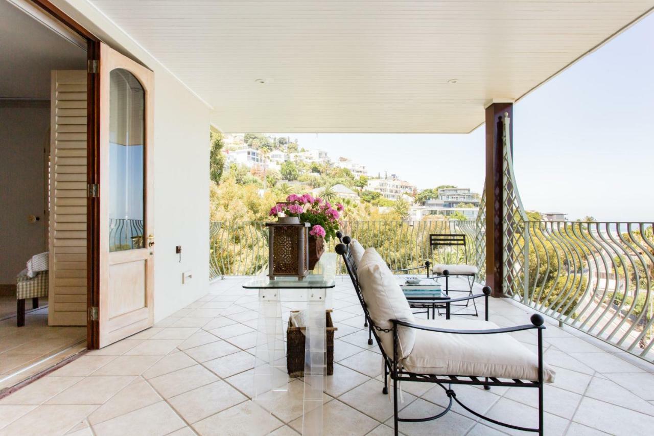 Villa Del Mar - "Luxurious En-Suite Bedroom With Lounge And Stunning Sea View Balcony In Bantry Bay" Cape Town Dış mekan fotoğraf